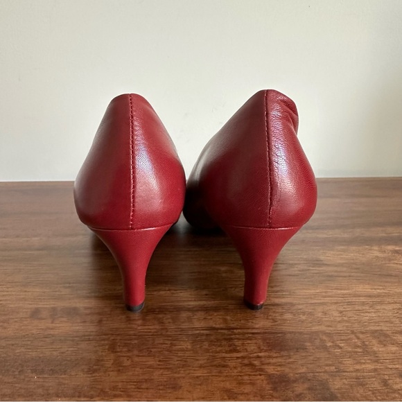 NWOT. AngelaChiara Venezia Women's Pink Suede Heels. Size 6 - Picture 10 of 11